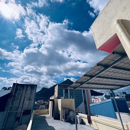 Dss Home Stay Just 500 Meter Girivalam Road Тируваннамалай Экстерьер фото