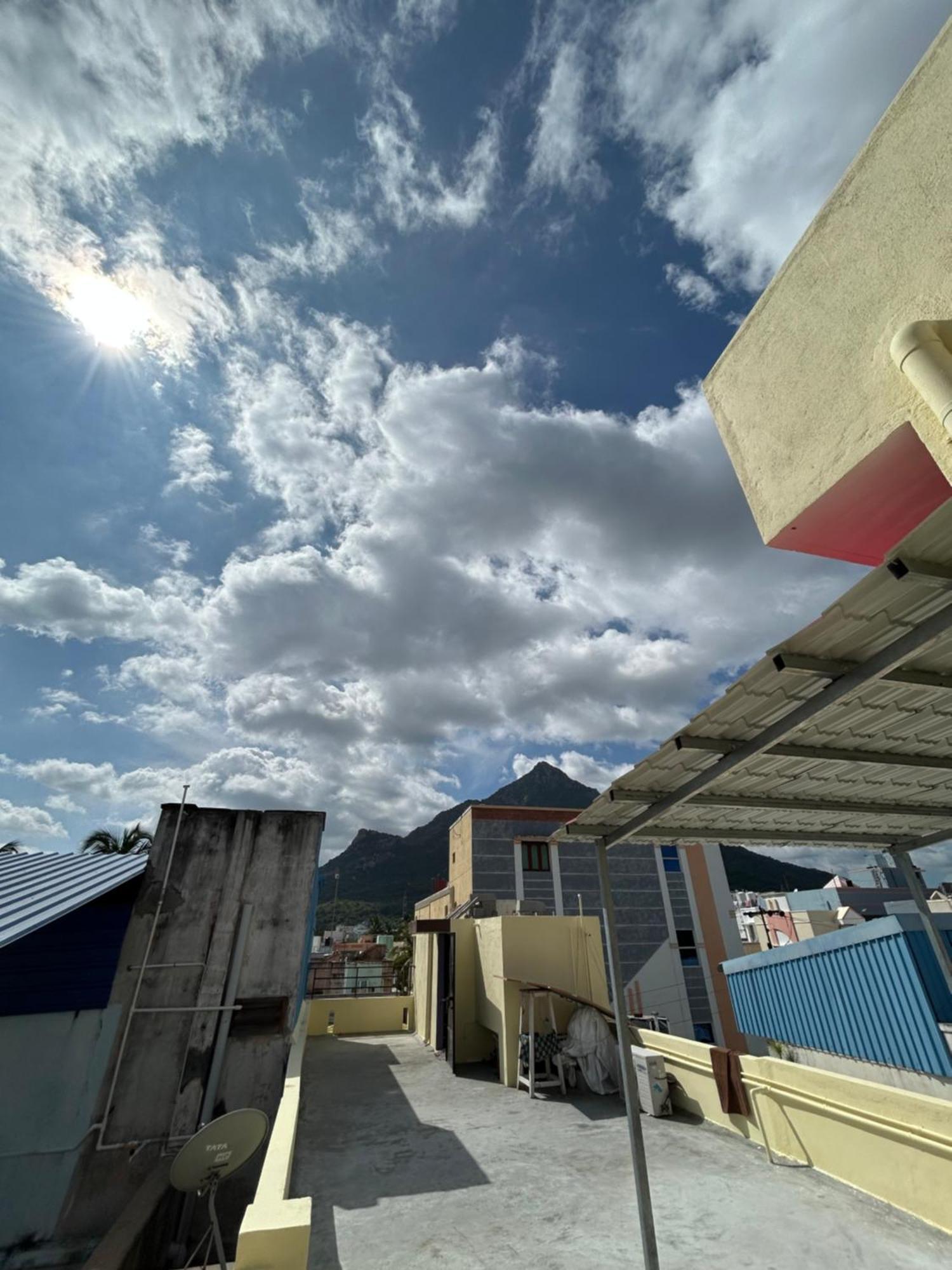 Dss Home Stay Just 500 Meter Girivalam Road Тируваннамалай Экстерьер фото